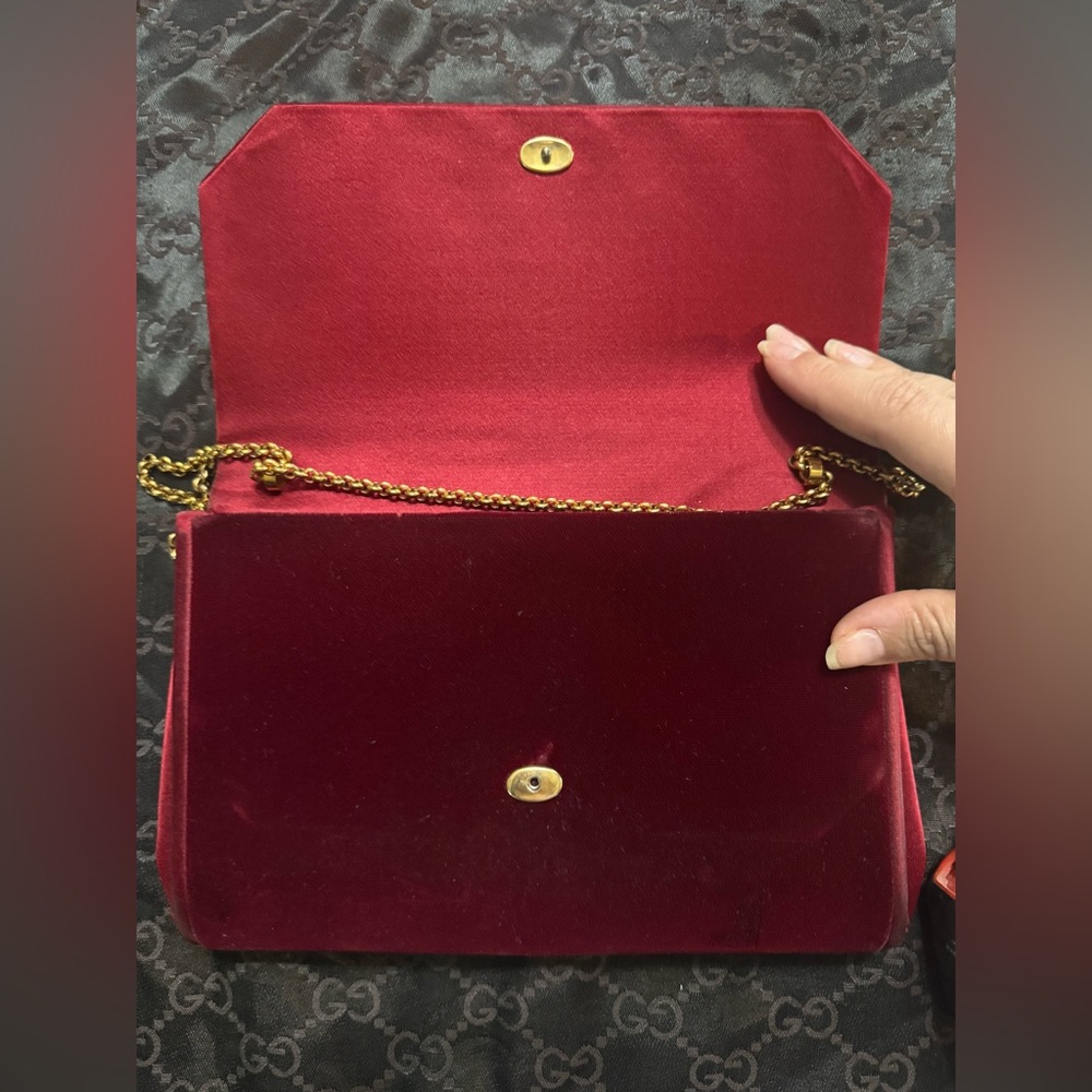 Vintage Gucci Rare Velvet Handbag - Picture 7 of 14